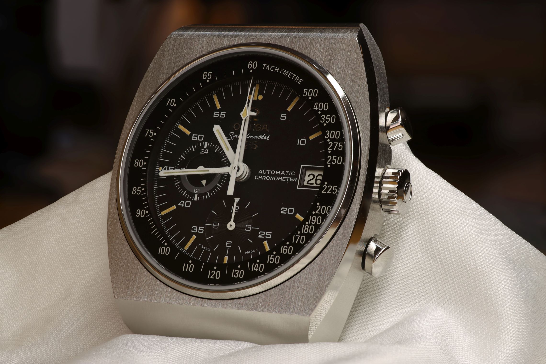 Omega Speedmaster 125 mit rechteckigem Gehäuse